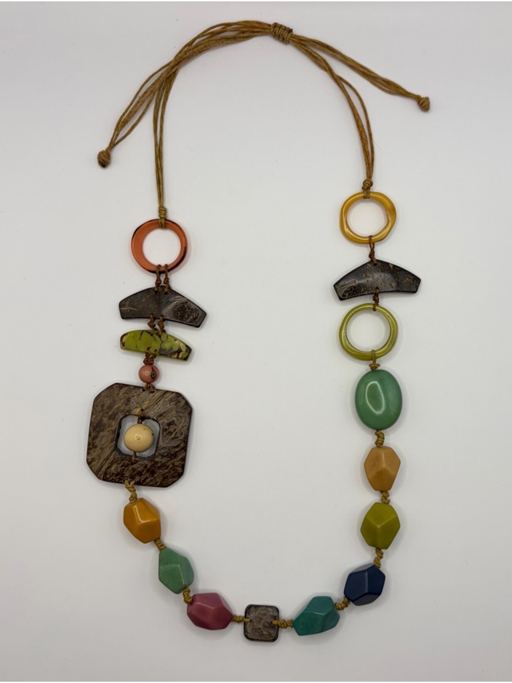 Colorful Multi-Bead Women’s Necklace - Green, Yellow, Pink, Blue